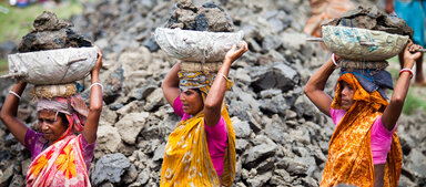 WFP/Ranak Martin Drei Frauen